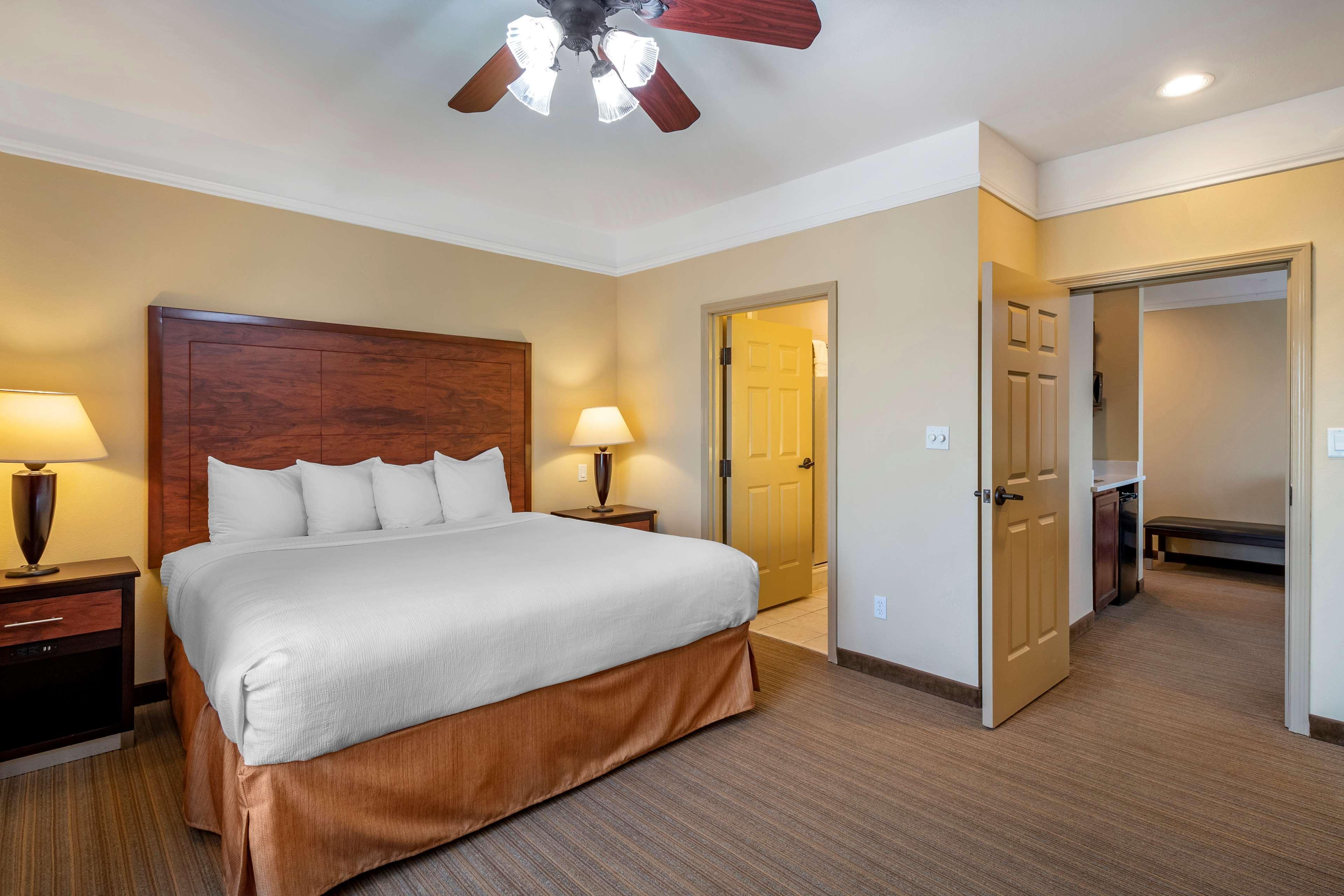 Best Western Plus Monica Royale Inn & Suites Greenville Exterior foto