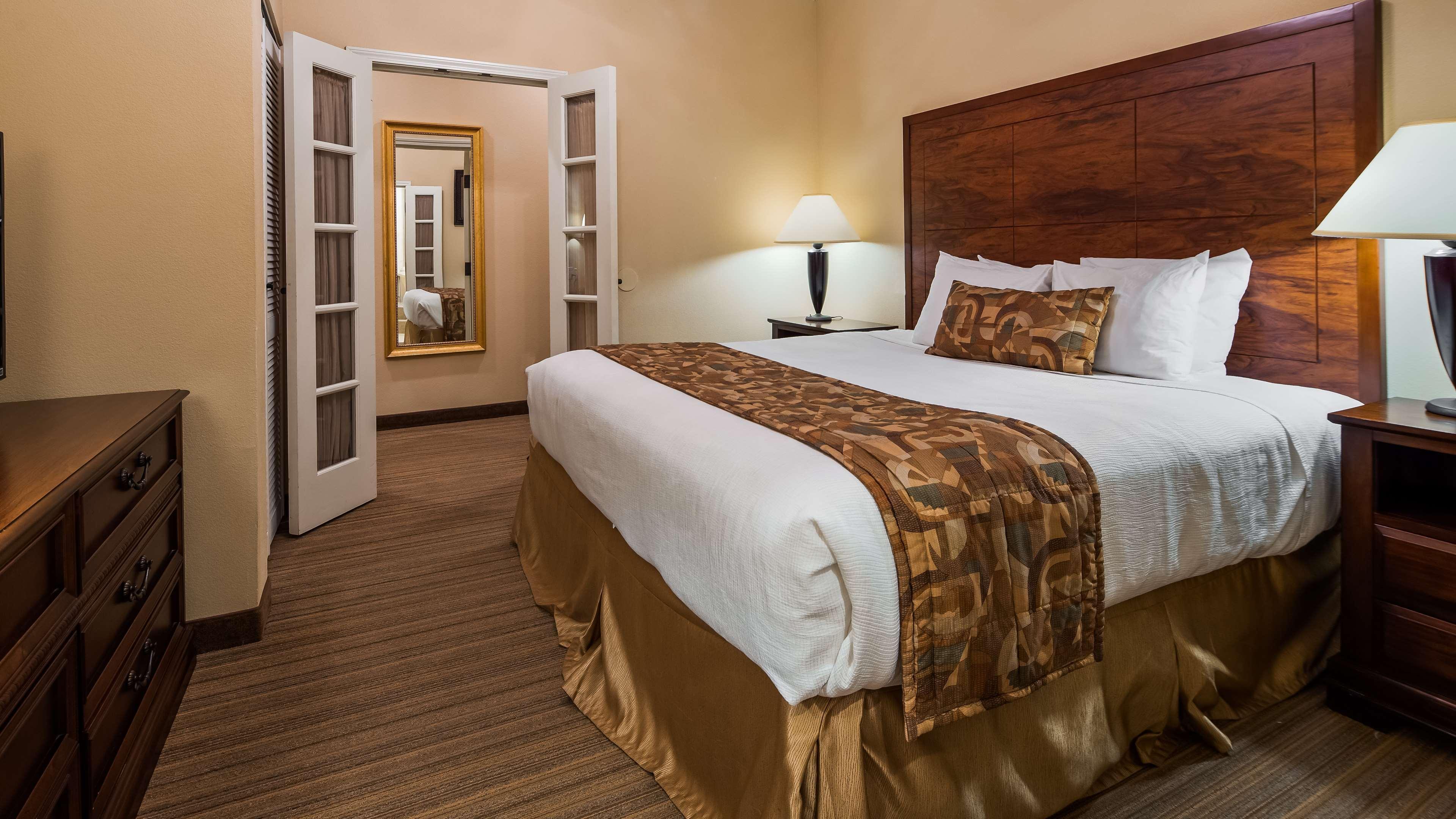 Best Western Plus Monica Royale Inn & Suites Greenville Exterior foto