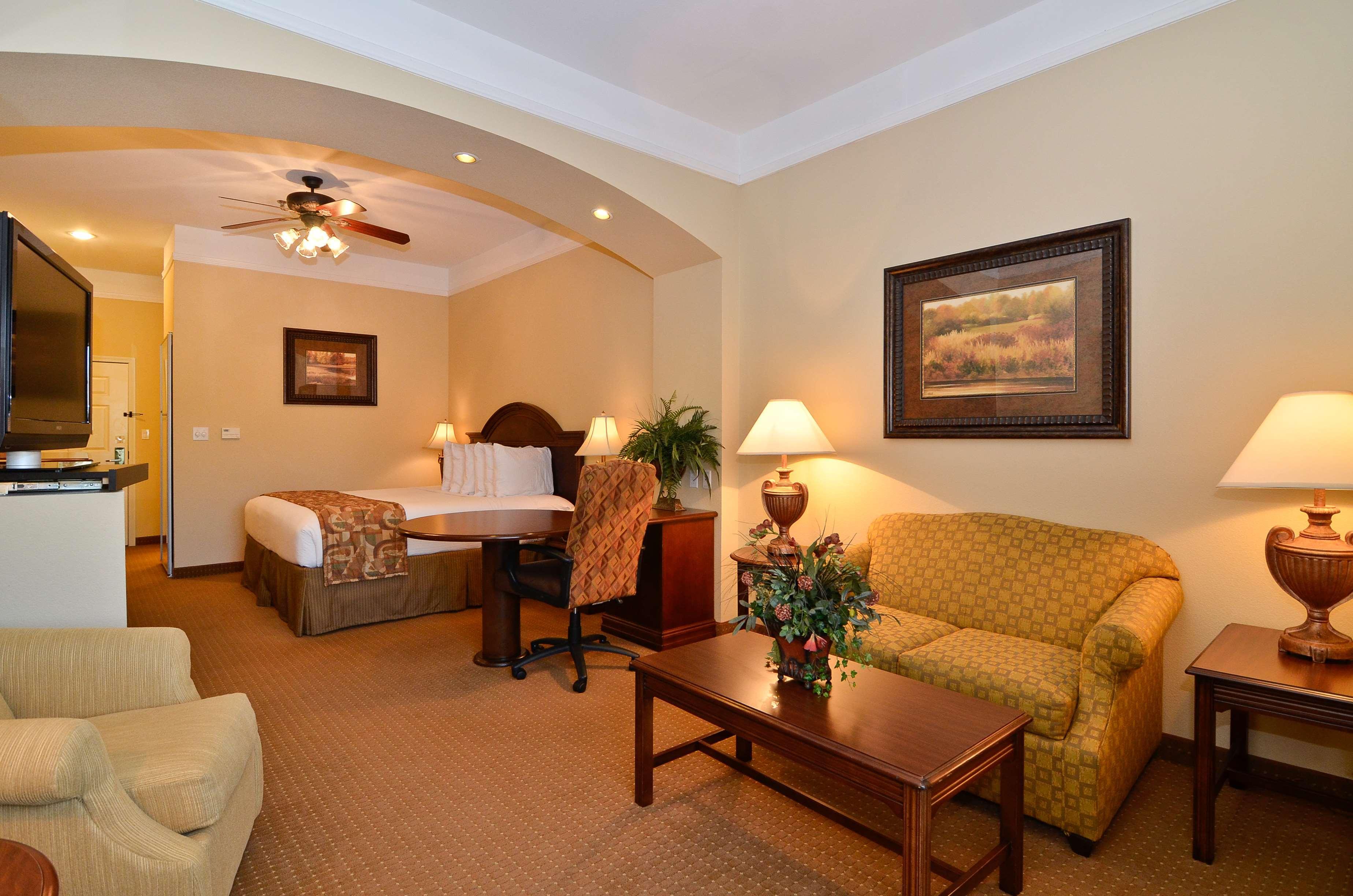 Best Western Plus Monica Royale Inn & Suites Greenville Exterior foto